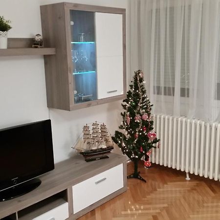 Apartmani Vedmar Zagabria Esterno foto